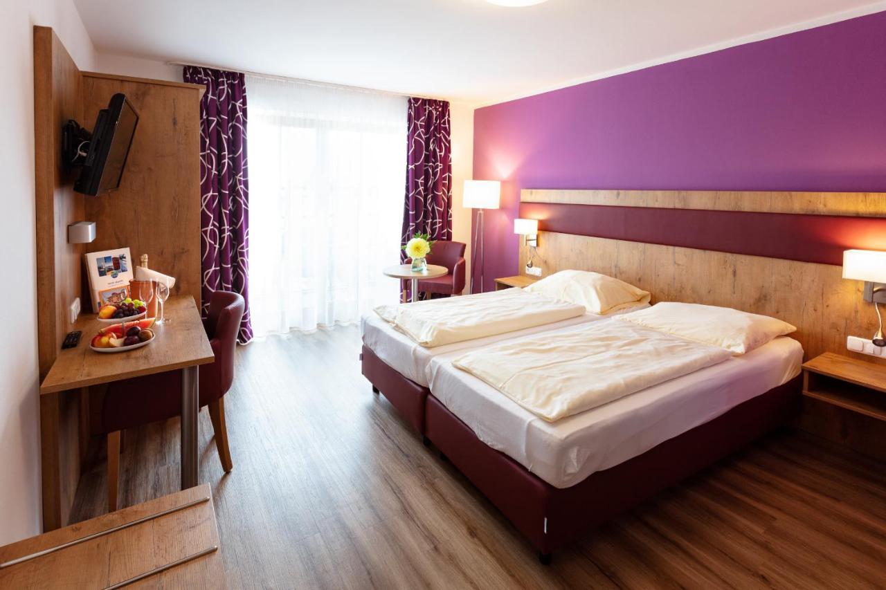 Ferienhotel Herzog Neumarkt am Wallersee Eksteriør billede